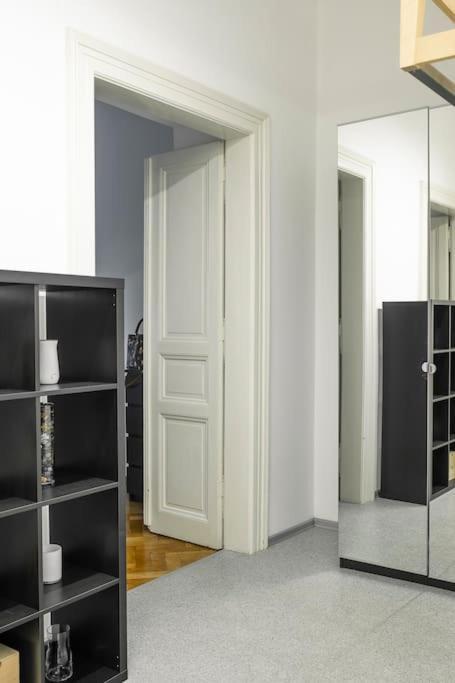 Prince Matyas Apartment براغ المظهر الخارجي الصورة