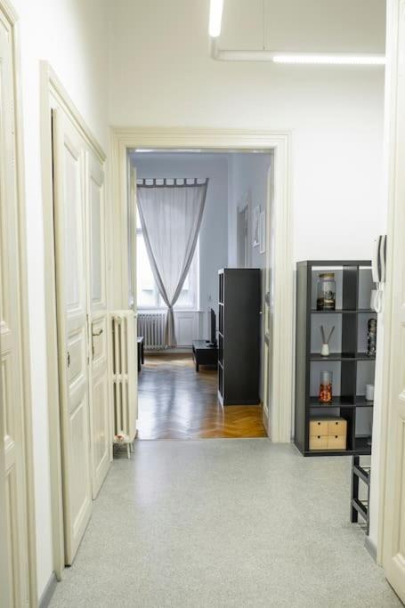 Prince Matyas Apartment براغ المظهر الخارجي الصورة